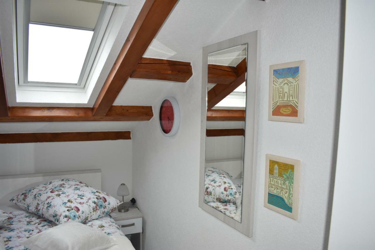 Dante Apartment Сплит Екстериор снимка