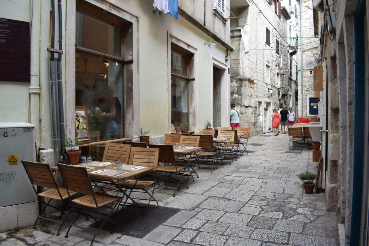 Dante Apartment Сплит Екстериор снимка