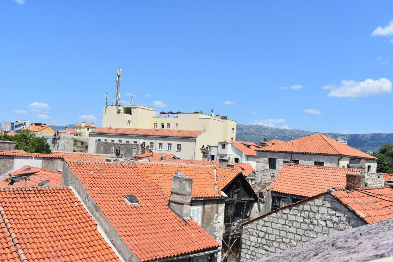 Dante Apartment Сплит Екстериор снимка