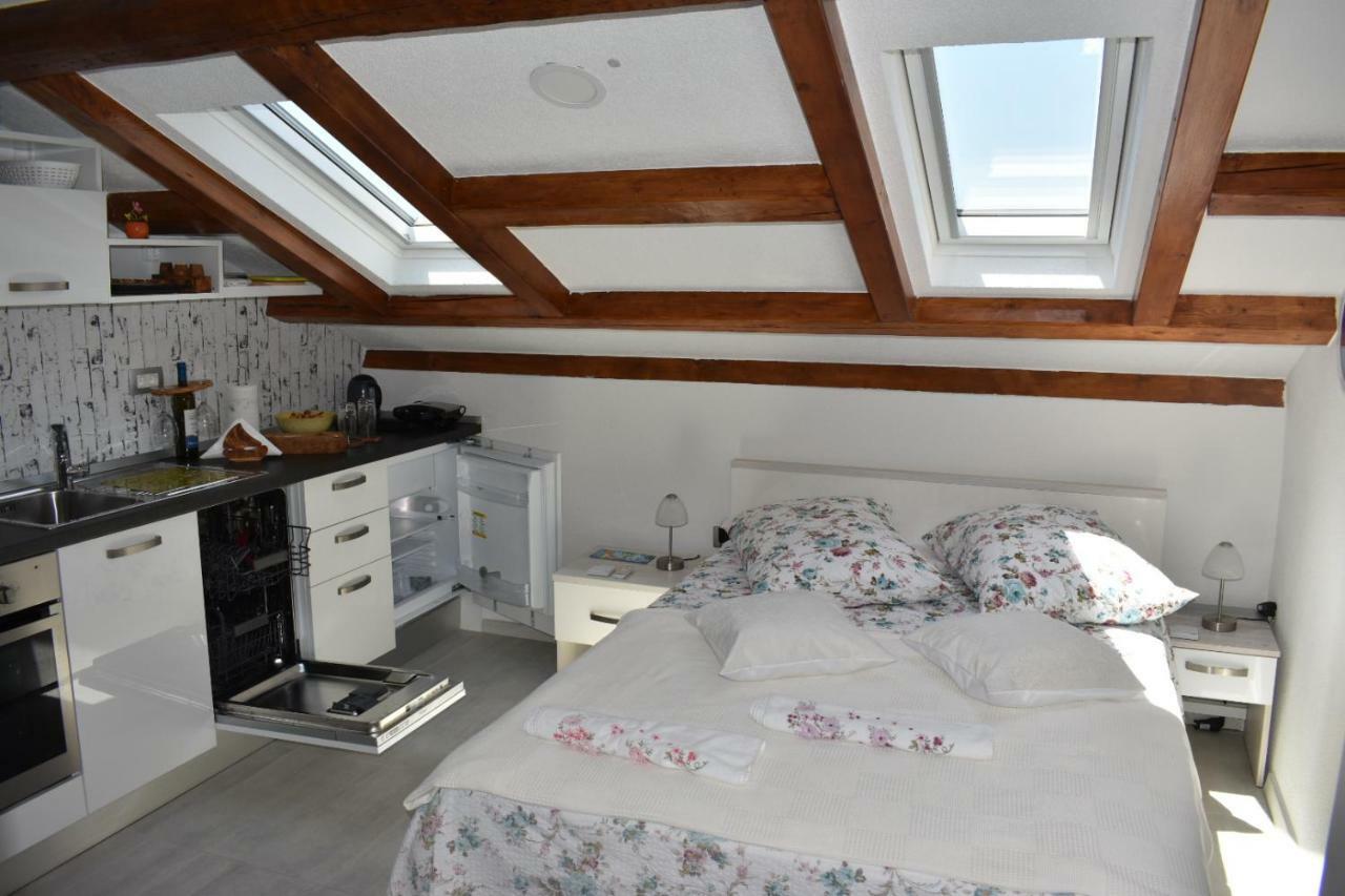 Dante Apartment Сплит Екстериор снимка