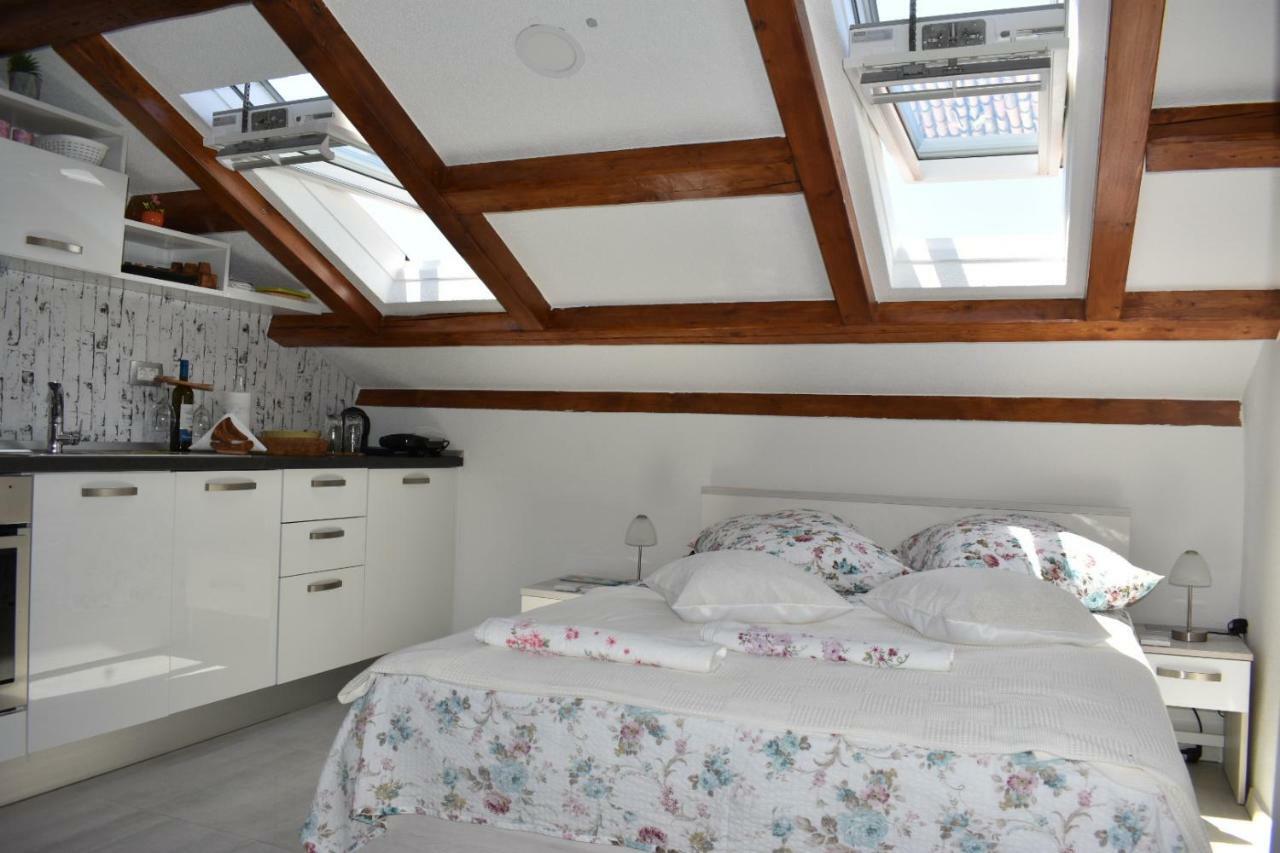 Dante Apartment Сплит Екстериор снимка
